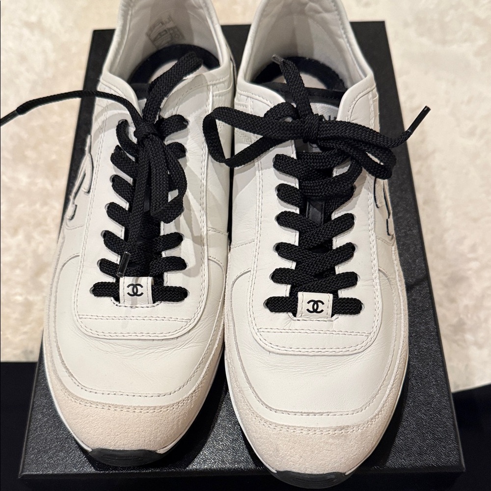 Chanel White Sneakers women’s 40… - Picture 2 of 13
